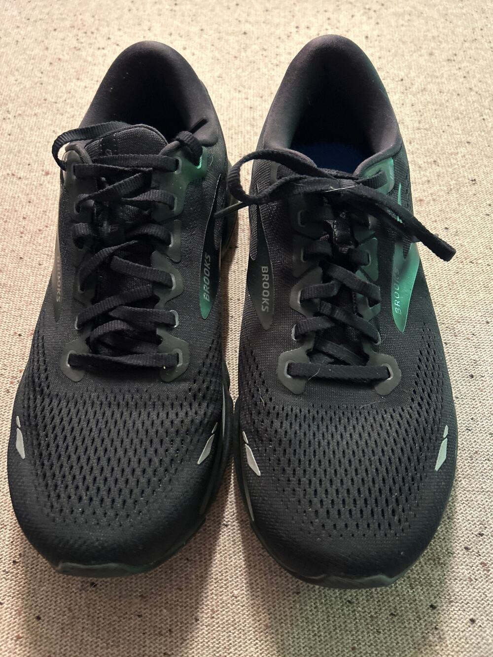 Brooks Ghost 15 Men’s Triple Black Running Shoes Sz Sz 10.5 4E Wide NO INSOLES